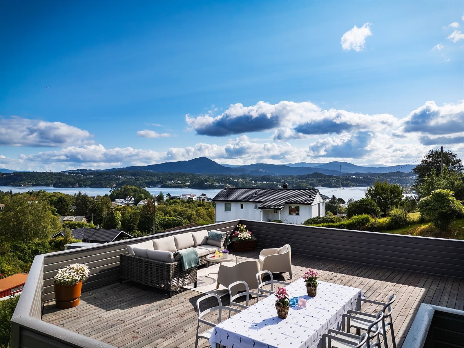 Ebbesvikvegen 52, 5350 Brattholmen - Bilde 2