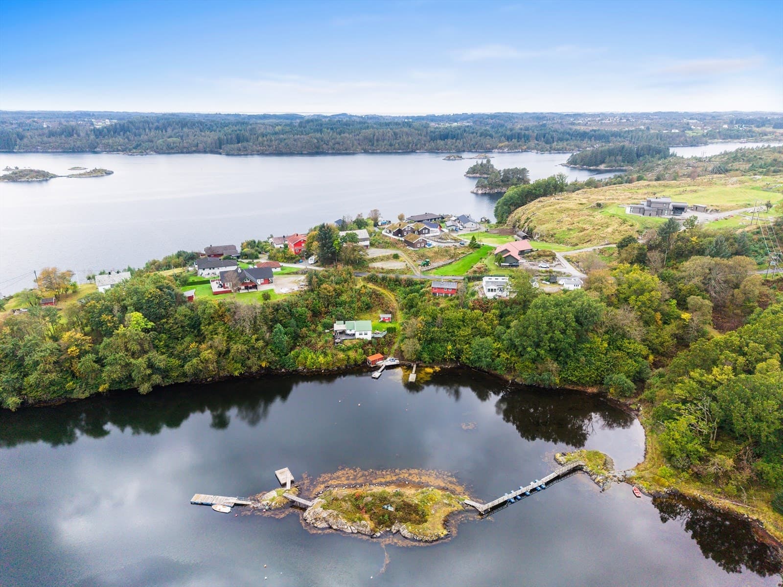 Bakkavegen 70, 5953 Fonnes - Bilde 1