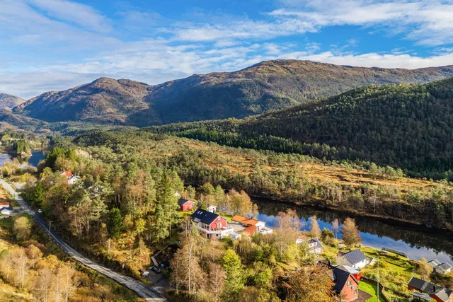 Hausdalsvegen 299 Og 297, 5229 Kalandseidet - Bilde 1