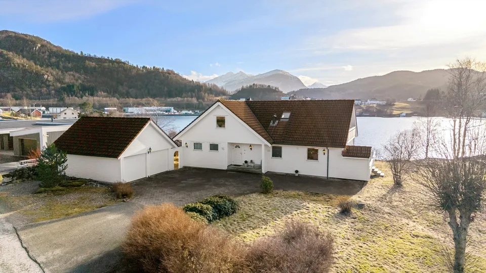 Inste Hankane 16, 6020 Ålesund - Bilde 1