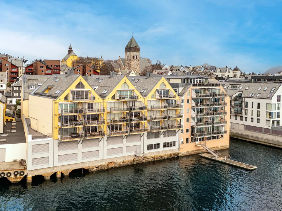 Nedre Strandgate 37A, 6005 Ålesund - Bilde 1