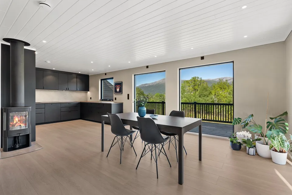 Skoglyvegen 16, 5450 Sunde I Sunnhordland - Bilde 1
